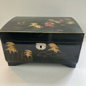 Black Lacquer Japanese Music Box